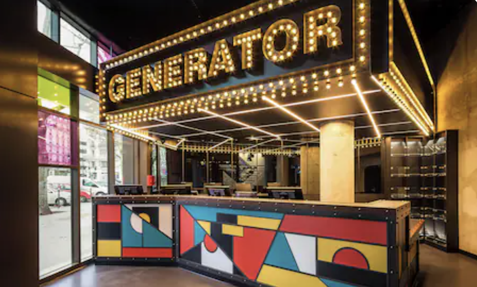 5 Top Cheapest Stays in Paris, France (From $22)