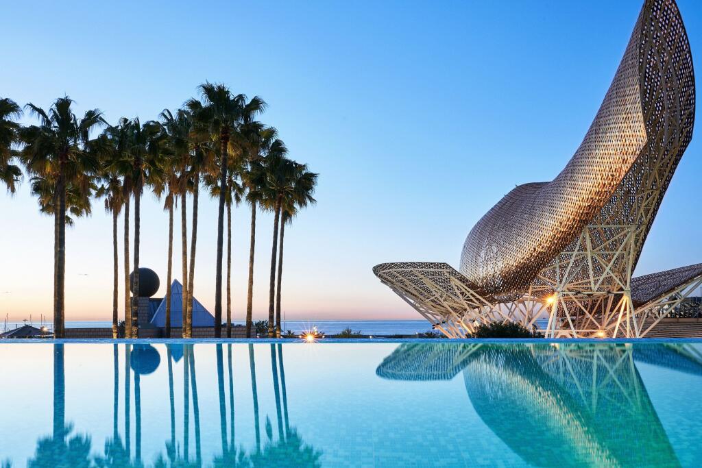 Hotel Arts Barcelona - Luxury beach hotel with pool bar, near Barceloneta Beach Hotel Arts Barcelona – Luxury hotel in Barcelona, Spain