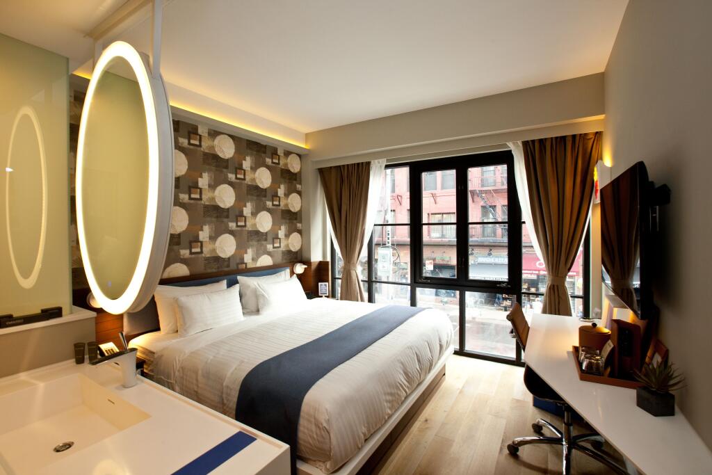 NobleDEN Hotel - Hotel with restaurant, near Italian American Museum NobleDEN Hotel – Luxury hotel in New York, United States
