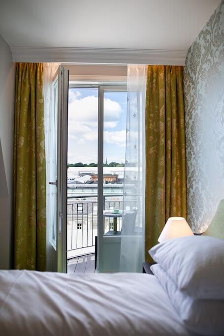 Hotel Bristol - Luxury hotel with 2 restaurants, near Karl Johan Gate Hotel Bristol – Luxury hotel in Oslo, Norway