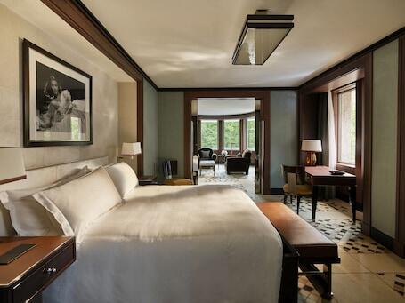 45 Park Lane - Dorchester Collection - Luxury hotel with 2 restaurants, near Hyde Park 45 Park Lane - Dorchester Collection – Luxury hotel in London, United Kingdom