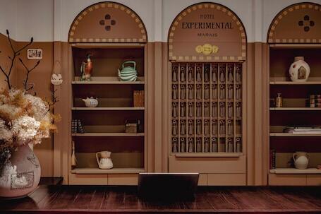 Image of Experimental Marais