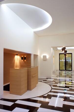 Image of Hotel Marignan Champs - Elysées