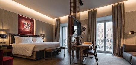 Fendi Private Suites – Luxury hotel in Rome, Italy