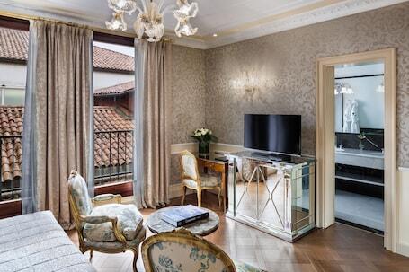 Baglioni Hotel Luna - The Leading Hotels of the World - Luxury hotel with spa, near St. Mark's Square Baglioni Hotel Luna - The Leading Hotels of the World – Luxury hotel in Venice, Italy