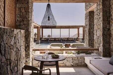 Archipelagos All Suites - Luxury hotel with spa, near Elia Beach Archipelagos All Suites – Luxury hotel in Mykonos, Greece