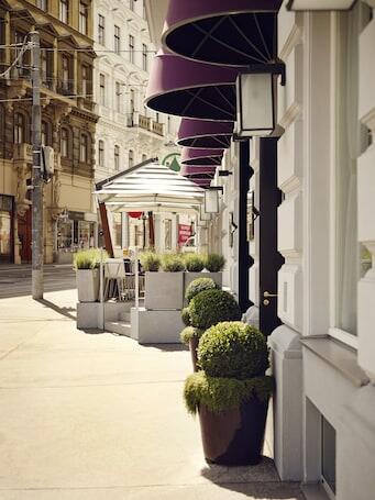 Sans Souci Vienna - Luxury hotel with spa, near MuseumsQuartier  Sans Souci Vienna – Luxury hotel in Vienna, Austria