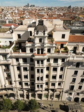 Image of Brach Madrid - Evok Collection