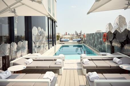 VP Plaza España Design - Luxury hotel with full-service spa, connected to the convention center, near Gran Via VP Plaza España Design – Luxury hotel in Madrid, Spain