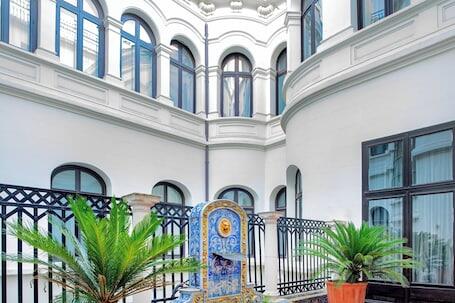 Image of Hotel Palacio Del Retiro, Autograph Collection