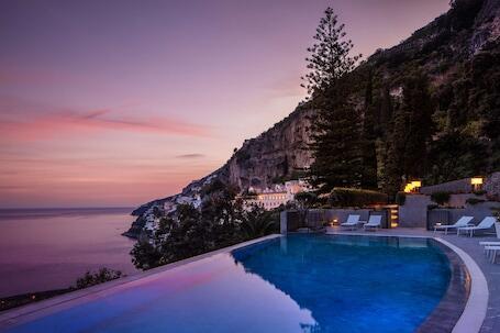 Anantara Convento di Amalfi Grand Hotel - Luxury hotel with spa, near Amalfi Beach Anantara Convento di Amalfi Grand Hotel – Luxury hotel in Amalfi, Italy