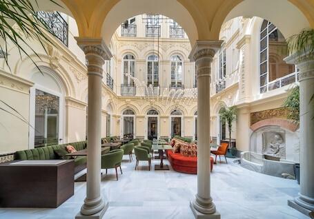 Palacio Gran Vía, Royal Hideaway hotel - Luxury hotel with 2 restaurants, near Alhambra  Palacio Gran Vía, Royal Hideaway hotel – Luxury hotel in Granada, Spain