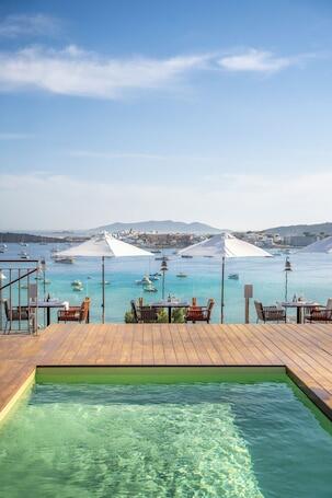 Image of Ocean Drive Talamanca