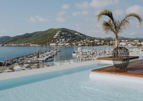 Aguas de Ibiza Grand Luxe Hotel – Luxury hotel in Santa Eulalia del Rio, Spain
