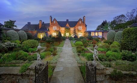Greywalls Hotel and Chez Roux - Waterfront hotel in Gullane with restaurant and bar/lounge  Greywalls Hotel and Chez Roux – Luxury hotel in Gullane, United Kingdom