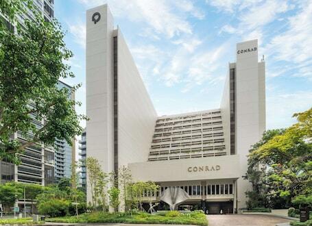 Conrad Singapore Orchard luxury hotel in Singapore
