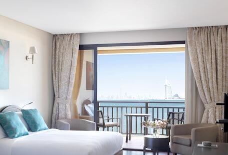 Anantara The Palm Dubai Resort - Dubai beachfront hotel with 4 restaurants and spa Anantara The Palm Dubai Resort – Luxury hotel in Dubai, United Arab Emirates