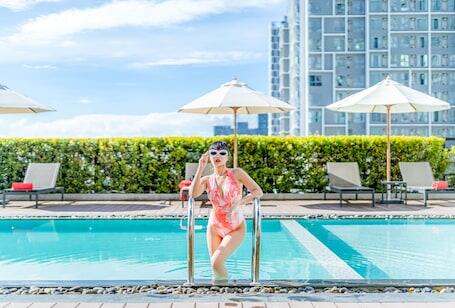 Avani Sukhumvit Bangkok Hotel - Luxury hotel with full-service spa, connected to a shopping center, near Gateway Ekamai Mall Avani Sukhumvit Bangkok Hotel – Luxury hotel in Bangkok, Thailand
