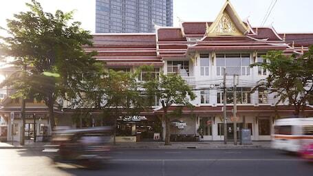 Image of Montien Hotel Surawong Bangkok