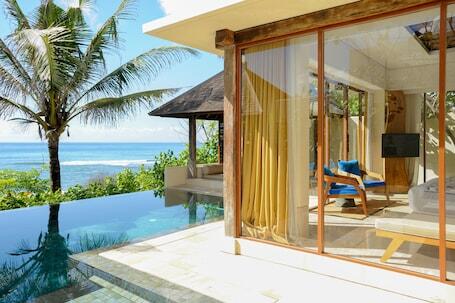 Komaneka at Keramas Beach - Beachfront hotel in Gianyar with spa and outdoor pool Komaneka at Keramas Beach – Luxury hotel in Gianyar, Indonesia