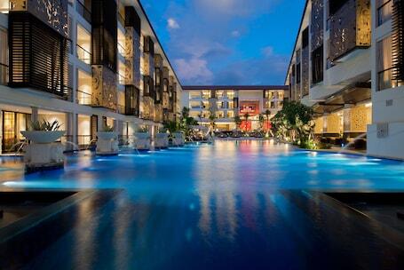 The Trans Resort Bali - Luxury hotel with 3 bars/lounges, near Seminyak Square  The Trans Resort Bali – Luxury hotel in Seminyak, Indonesia