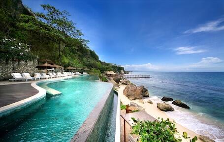 AYANA Villas Bali - Luxury beachfront hotel with golf course, near Balangan Beach AYANA Villas Bali – Luxury hotel in Jimbaran, Indonesia