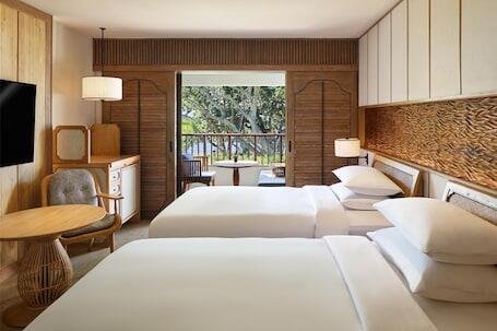 Hyatt Regency Bali - Luxury beachfront hotel with bar/lounge, near Sanur Beach Hyatt Regency Bali – Luxury hotel in Denpasar, Indonesia