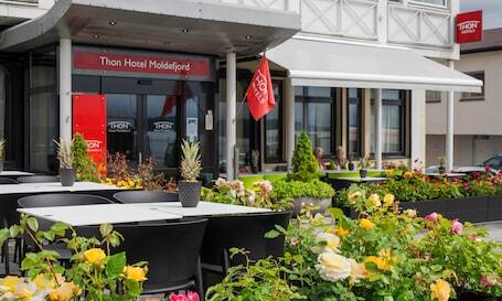 Thon Hotel Moldefjord luxury hotel in Molde