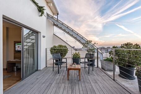 Image of Holiday Inn Istanbul Sisli by IHG