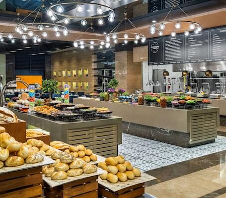 Image of Radisson Blu Hotel, Istanbul Sisli