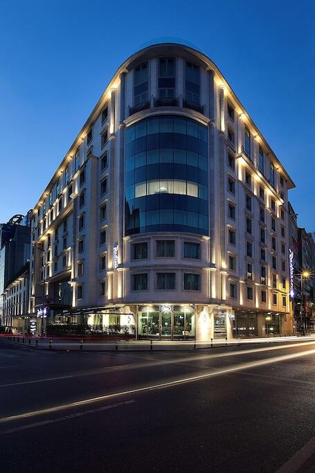 Image of Radisson Blu Hotel, Istanbul Sisli