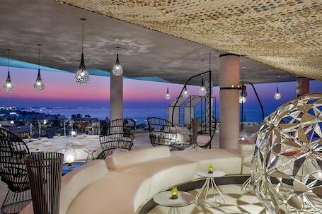 W Muscat - Muscat beachfront hotel with 7 restaurants and spa  W Muscat – Luxury hotel in Muscat, Oman