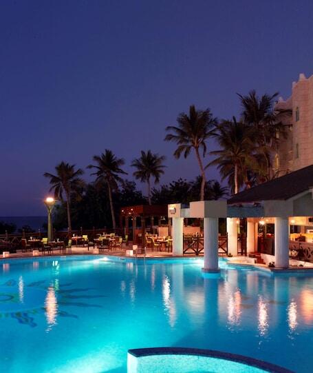 Grand Hyatt Muscat - Muscat beachfront hotel with spa and outdoor pool  Grand Hyatt Muscat – Luxury hotel in Muscat, Oman