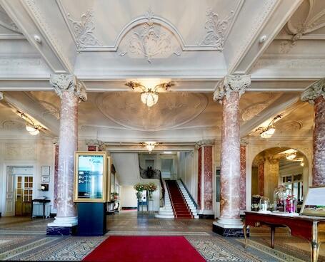 Hotel Schweizerhof Luzern - Luxury hotel with spa, near Chapel Bridge  Hotel Schweizerhof Luzern – Luxury hotel in Lucerne, Switzerland