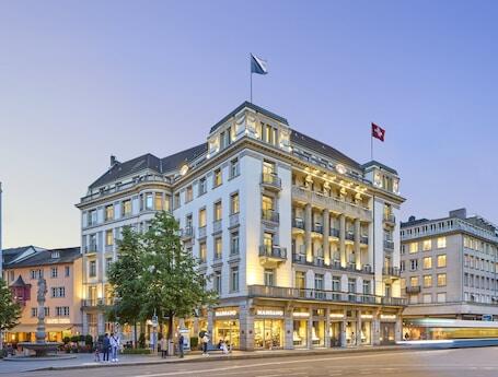 Mandarin Oriental Savoy, Zurich - Luxury hotel with 2 restaurants, near Bahnhofstrasse  Mandarin Oriental Savoy, Zurich – Luxury hotel in Zürich, Switzerland