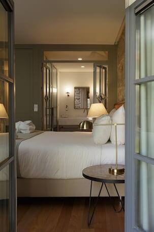 Torel Saboaria - Luxury hotel with spa, near Porto City Hall  Torel Saboaria – Luxury hotel in Porto, Portugal