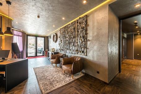 Image of All Seasons Residence Hotel