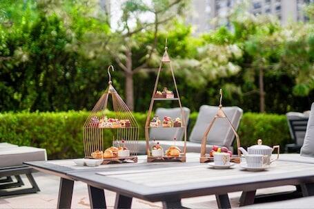 Artyzen Habitat Dongzhimen Beijing - Luxury hotel with restaurant, connected to the convention center, near Sanlitun Road
 Artyzen Habitat Dongzhimen Beijing – Luxury hotel in Beijing, China
