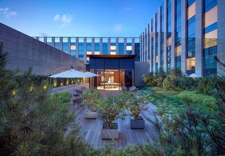 Hyatt Regency Beijing Wangjing - Luxury hotel in Beijing with 5 restaurants and spa  Hyatt Regency Beijing Wangjing – Luxury hotel in Beijing, China