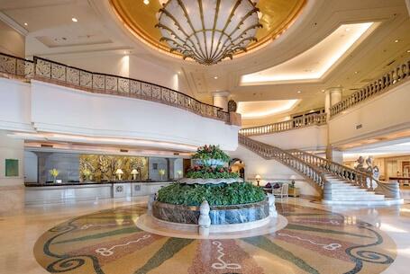 Wyndham Beijing North Hotel - Luxury Beijing hotel with indoor pool, connected to the convention center Wyndham Beijing North Hotel – Luxury hotel in Beijing, China