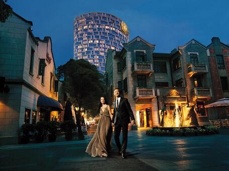 The Langham, Shanghai, Xintiandi - Luxury hotel with full-service spa, connected to the convention center, near Xintiandi Style Shopping Centre
 The Langham, Shanghai, Xintiandi – Luxury hotel in Shanghai, China