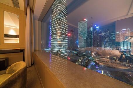 IFC Residence - Luxury hotel with indoor pool, near Shanghai World Financial Center  IFC Residence – Luxury hotel in Shanghai, China