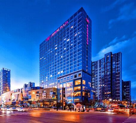 Crowne Plaza Kunshan by IHG - Luxury Suzhou hotel with indoor pool, connected to a shopping center Crowne Plaza Kunshan by IHG – Luxury hotel in Suzhou, China