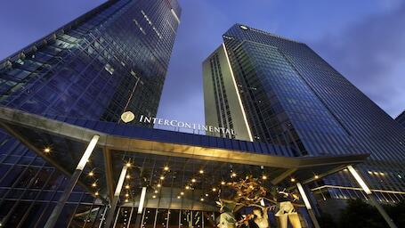 InterContinental Shanghai Jing’ An by IHG - Luxury hotel with full-service spa, connected to the convention center, near Jing'an Temple
 InterContinental Shanghai Jing’ An by IHG – Luxury hotel in Shanghai, China