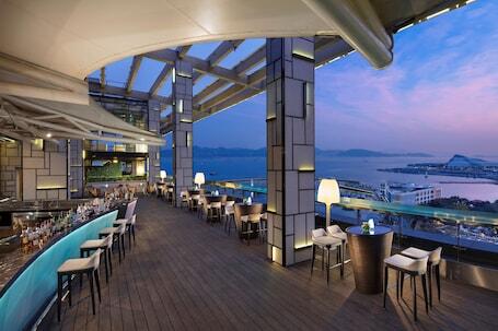 Hilton Shenzhen Shekou Nanhai - Luxury hotel with full-service spa, connected to a shopping center, near Sea World Culture and Art Center
 Hilton Shenzhen Shekou Nanhai – Luxury hotel in Shenzhen, China