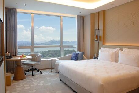 ShenzhenAir International Hotel - Luxury hotel with indoor pool, connected to the convention center, near Splendid China Folk Village
 ShenzhenAir International Hotel – Luxury hotel in Shenzhen, China