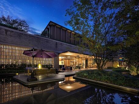 Banyan Tree Dongguan Songshan Lake - Luxury Dongguan hotel with indoor pool, connected to a shopping center Banyan Tree Dongguan Songshan Lake – Luxury hotel in Dongguan, China