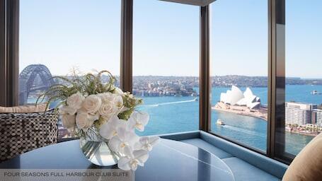 Four Seasons Hotel Sydney - Luxury hotel with spa, near Museum of Contemporary Art  Four Seasons Hotel Sydney – Luxury hotel in Sydney, Australia