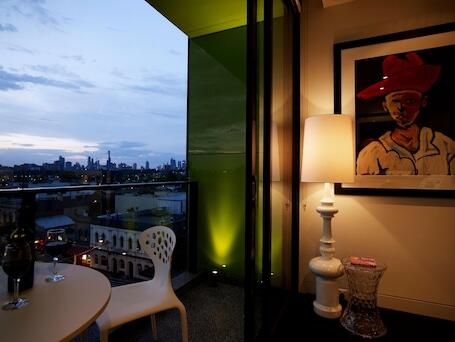 The Cullen Melbourne - Art Series - Luxury hotel within easy reach of Jam Factory  The Cullen Melbourne - Art Series – Luxury hotel in Prahran, Australia