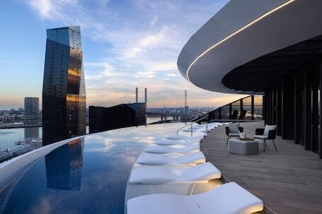 Melbourne Marriott Hotel Docklands - Luxury hotel with outdoor pool, near The District Docklands  Melbourne Marriott Hotel Docklands – Luxury hotel in Docklands, Australia